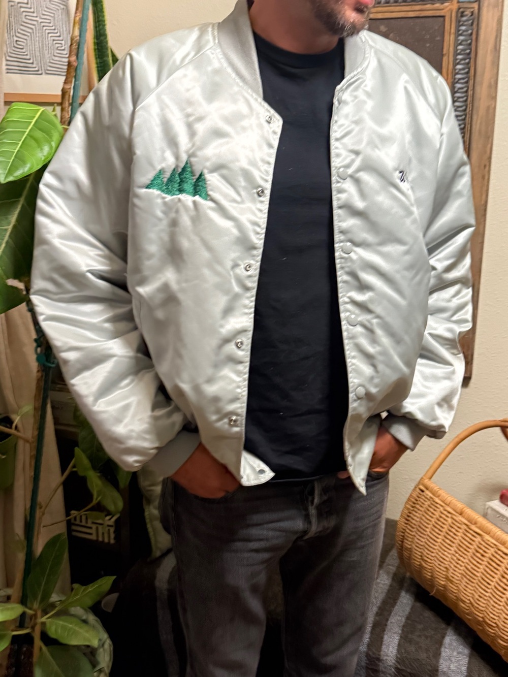 Rare hartwell sports Silver Bomber Jacket Embroidered pine tree Details vintage